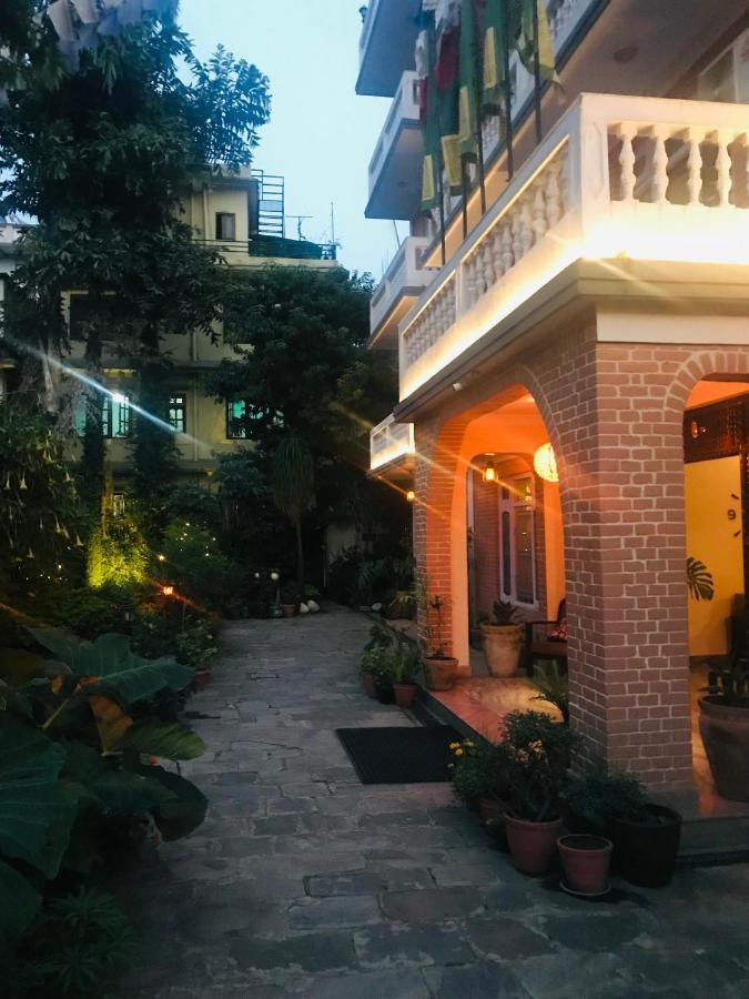 Hotel Lotus Garden Kathmandu Exteriör bild