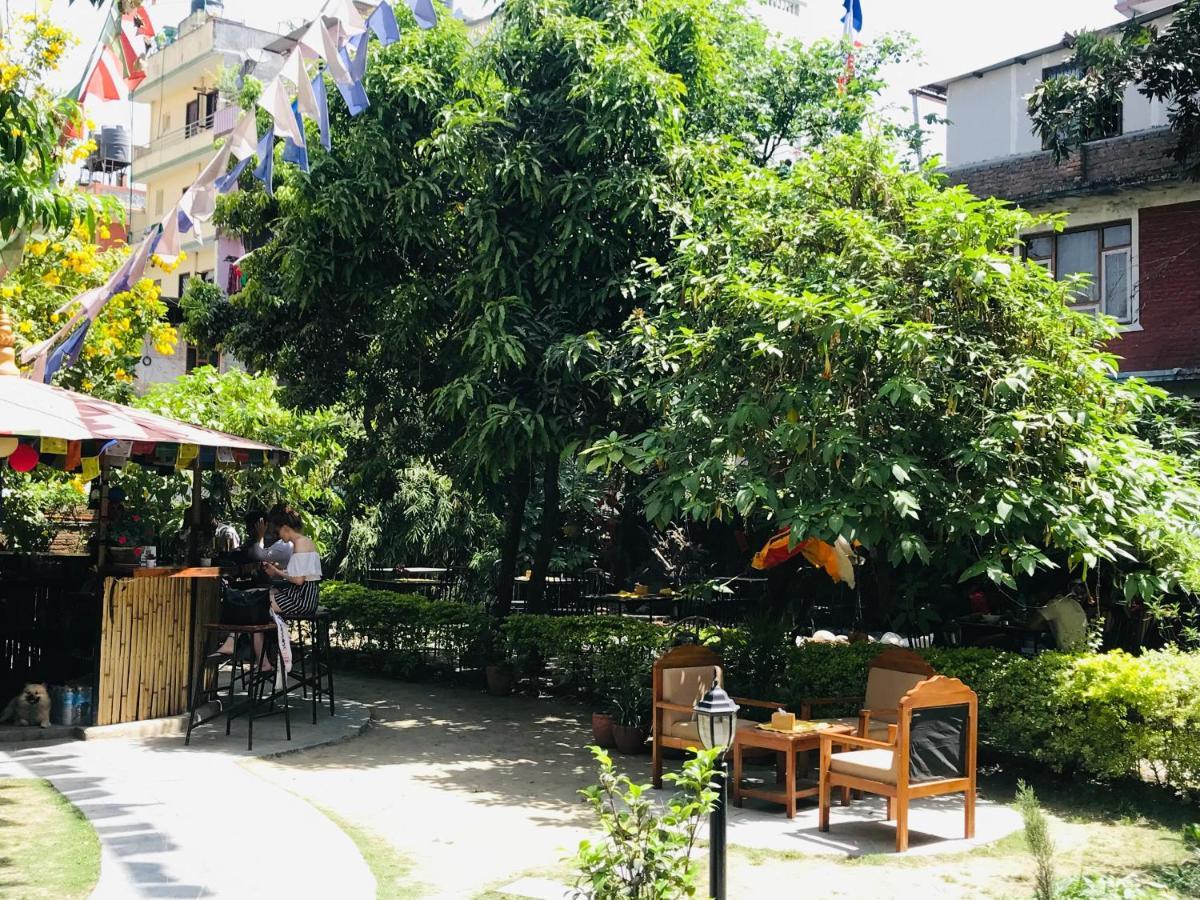 Hotel Lotus Garden Kathmandu Exteriör bild