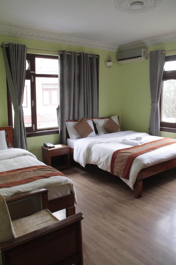 Hotel Lotus Garden Kathmandu Exteriör bild