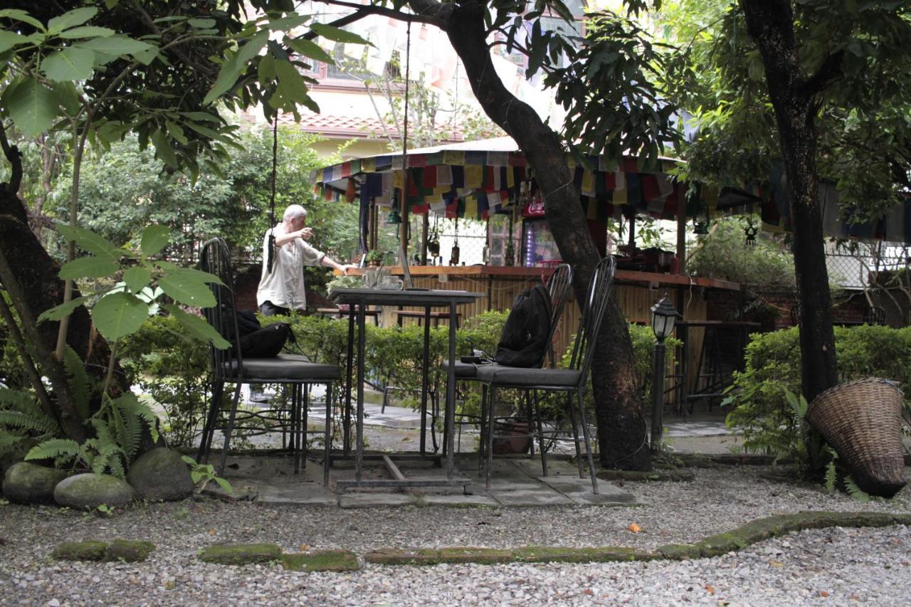 Hotel Lotus Garden Kathmandu Exteriör bild