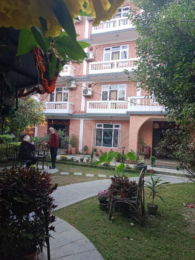 Hotel Lotus Garden Kathmandu Exteriör bild