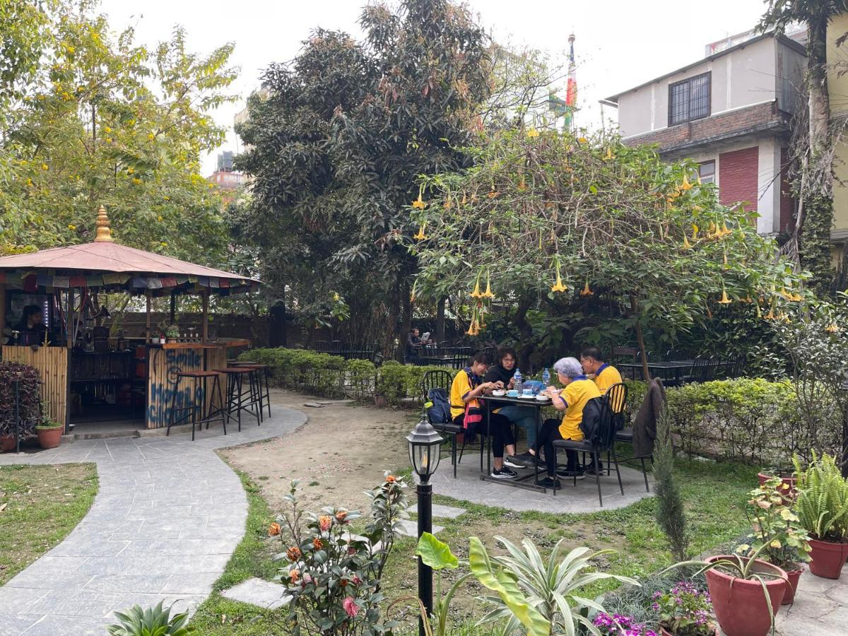 Hotel Lotus Garden Kathmandu Exteriör bild