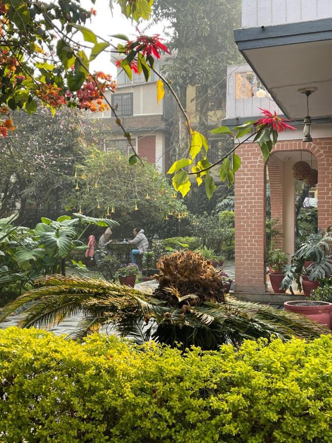 Hotel Lotus Garden Kathmandu Exteriör bild
